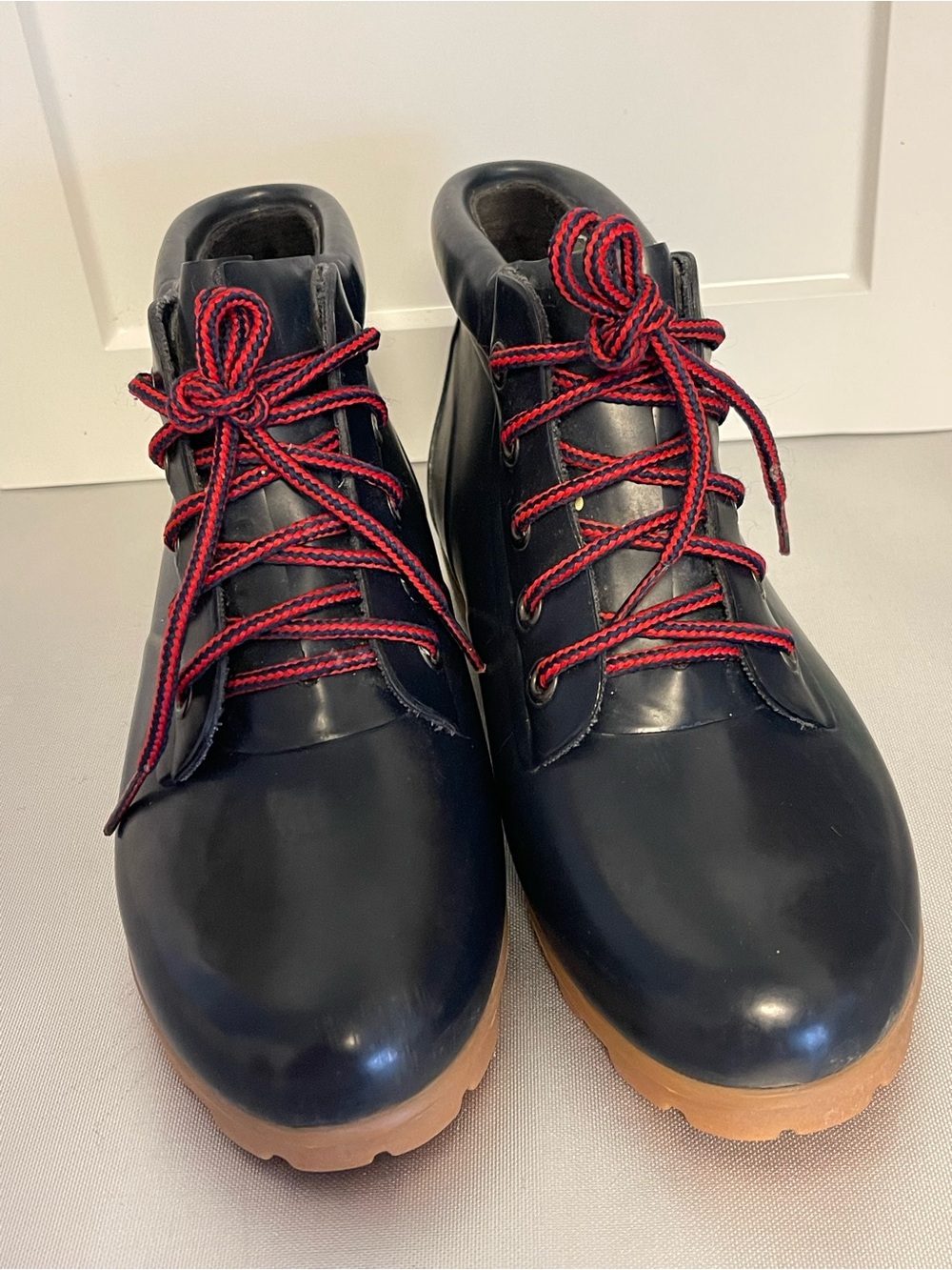 Lands Ends Women’s Blue Rubber Lace-Up Ankle Boots w/Red Trim Waterproof Sz 8M